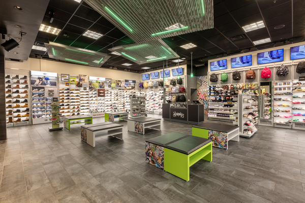 Journeys shoes in the mall online